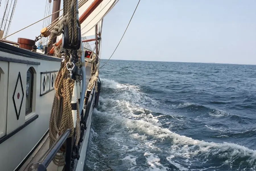 2026 | Leinen los - Stressprävention auf dem Segelschiff mit Achtsamkeit in der Natur und Yoga (Deutschland-Dänemark)
