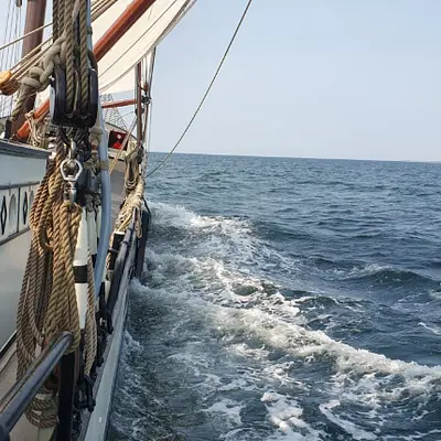 2026 | Leinen los - Stressprävention auf dem Segelschiff mit Achtsamkeit in der Natur und Yoga (Deutschland-Dänemark)