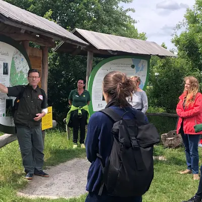 Guide für Naturerleben und Waldbaden (Ausbildung mit IHK Zertifikat) Guide für Naturerleben und Waldbaden (Ausbildung mit IHK Zertifikat)