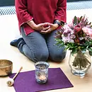 Entspannt im Berufsalltag durch Yoga Entspannt im Berufsalltag durch Yoga