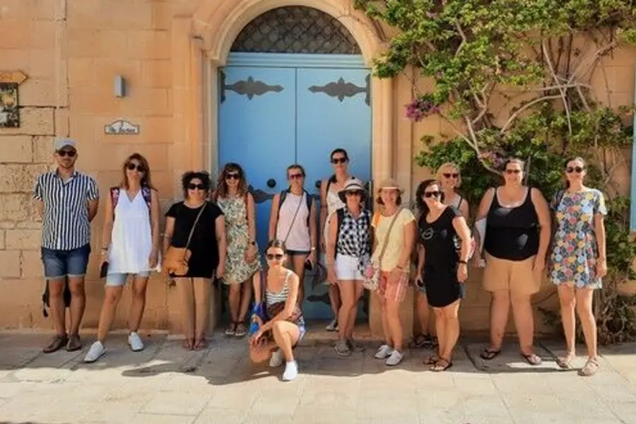 Recharge and Renew: Holistic Wellbeing Techniques for the Modern Professional