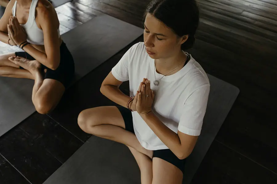 Finde Deine innere Stärke – Resilienz, Stressbewältigung & Burnoutprävention für Frauen, die mehr wollen
