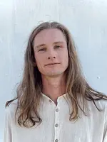 Sebastian Raffeis - Yogalehrer