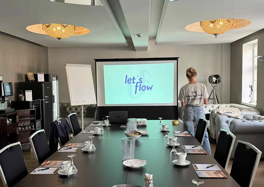 Kopie von format bildungsurlauber (14.8 x 10.5 cm) (10)