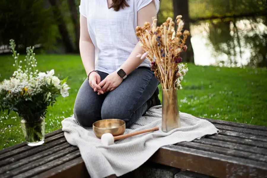 Stressbewältigung durch Achtsamkeit (MBSR) in Beruf und Alltag Stressbewältigung durch Achtsamkeit (MBSR) in Beruf und Alltag