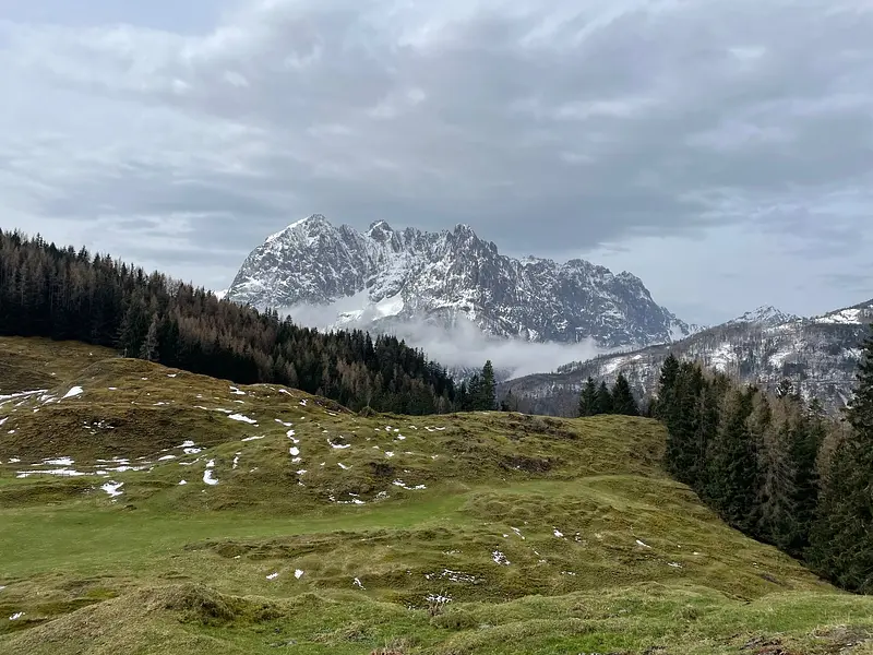 5b5e60ca-60e7-49a6-bd19-a7d6679a9c98