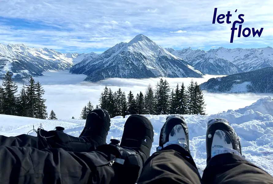 Ski St. Johann mit Logo