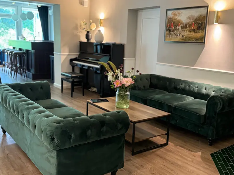 Ellernhof Lobby Klavier Bar