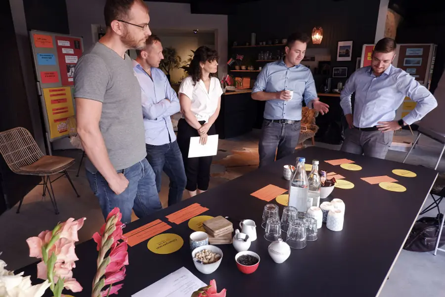 Mastering Business - International Meetings - The Power of Change - Successful Deals