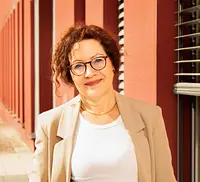 Bettina Steeg - Diplom-Kauffrau