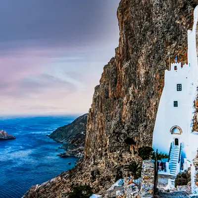"Die Elemente des Lebens" auf der Kykladeninsel Amorgos