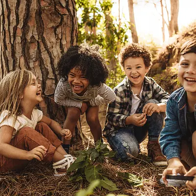 Mit Herz, Haltung und Mut: Sozial-emotionales Lernen, Resilienz und Selbstbehauptung in der Arbeit mit Kindern Mit Herz, Haltung und Mut: Sozial-emotionales Lernen, Resilienz und Selbstbehauptung in der Arbeit mit Kindern