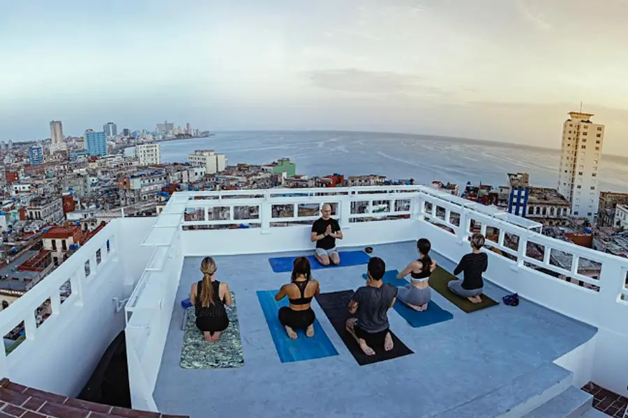 Resilienz stärken: Yoga, Entspannung und Begegnungen in Kuba