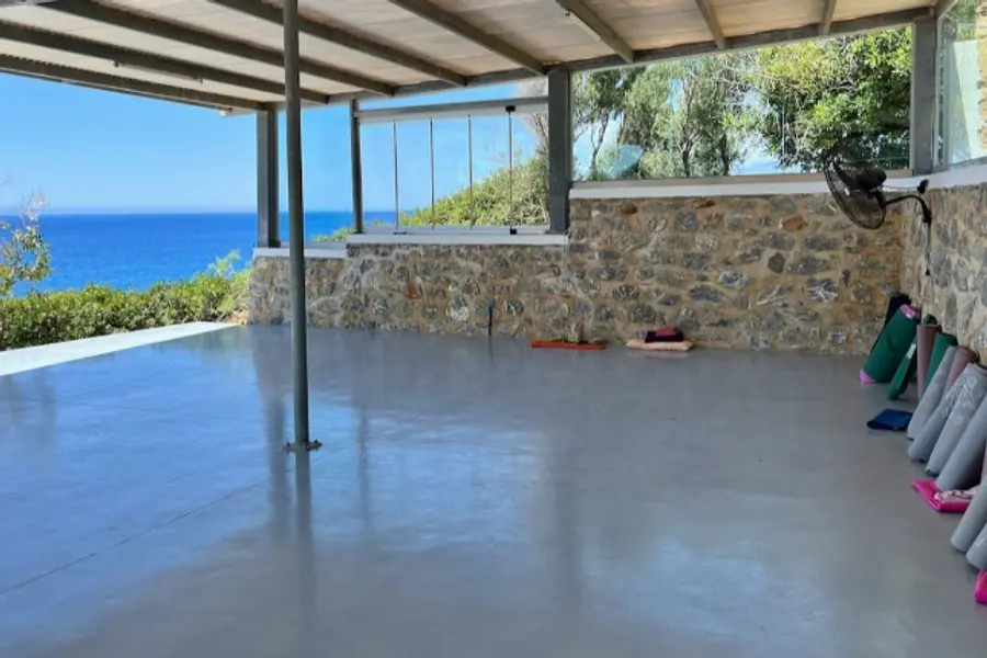 Yoga Woche auf Kreta vom 16.05.-23.05.2026: Das (Berufs-) Leben bewusst gestalten!