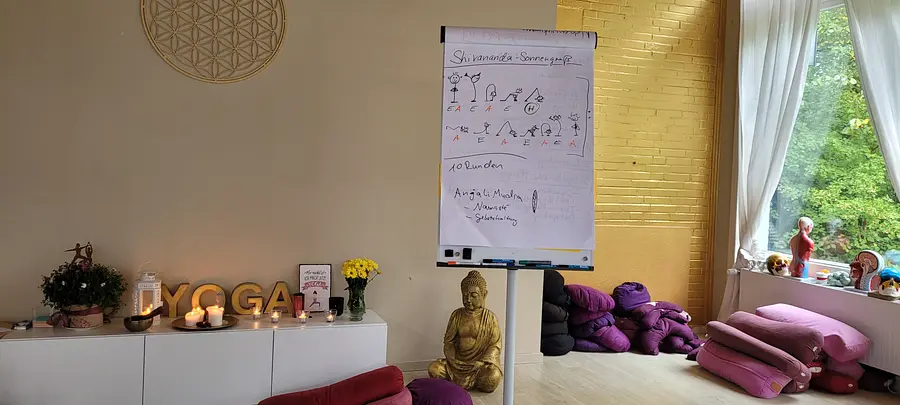 Yogatherapie: Burnout & Prävention - für Pädagogen, Angestellte aus Gesundheitsberufen sowie Multiplikatoren