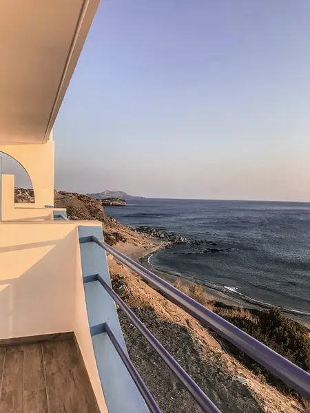 Yoga Woche auf Kreta vom 30.05.-06.06.2026: Das (Berufs-) Leben bewusst gestalten!