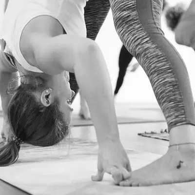 Faszien Yoga: eine heilsame Praxis für Körper und Geist