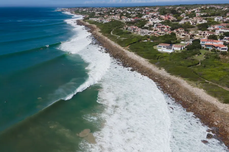 Zukunft Künstliche Intelligenz: Verstehen und Anwenden im Beruf | Surfen & Lernen in JBay, Südafrika