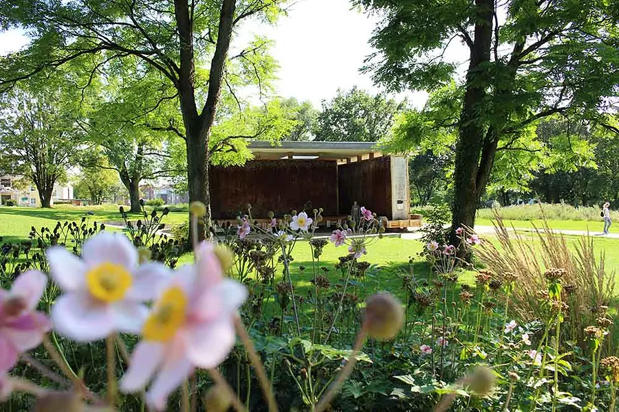 Sole-Heilbad_im_Gruenen_Kleines_Gradierwerk_im_Gruenen