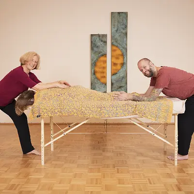 Hawaiianische Massage 'Lomi Lomi Nui' - 4 Tage Weiterbildung, in Hamburg