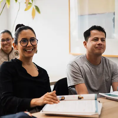 Fortgeschrittener Spanisch Intensivkurs in Düsseldorf: Kommunikation im Beruf und Alltag verbessern