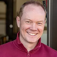 Dominikus - Schreinermeister und Yogabegeisterter