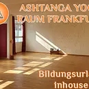 Ashtanga Yoga, Achtsamkeit und Meditation zur Erkennung und Bewältigung von Stress im beruflichen und privaten Umfeld