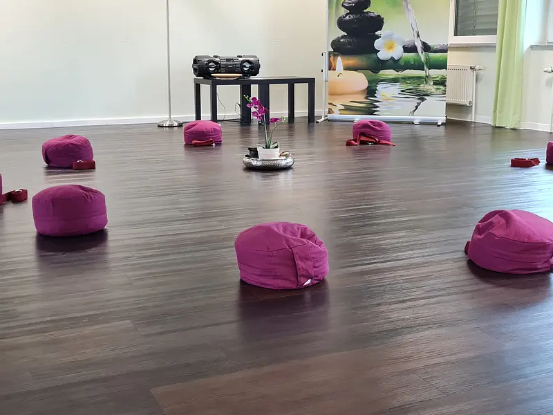 für Teilzeitkräfte: Gesunder Rücken durch Bewegung, Yoga & Co am Arbeitsplatz