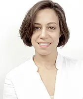 Emilie Bromberg - Yoga Lehrerin und Yogatherapeutin