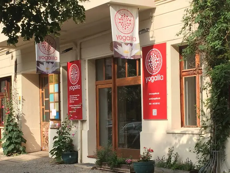 2016-strasse-yogalila-768x576