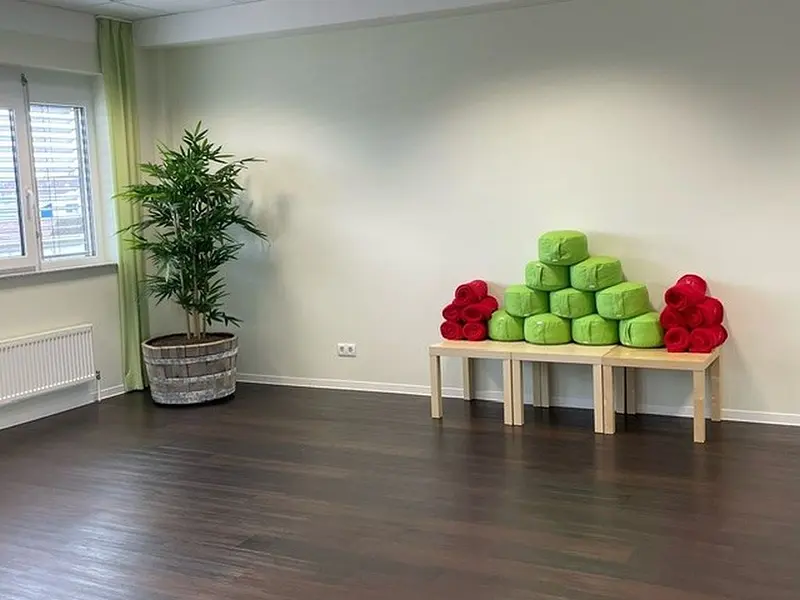 Relax-Kit: Entspannungstechniken zur Stressbewältigung und Yin Yoga für einen gestärkten Arbeitsalltag Strategien und Techniken für mehr Balance und Gelassenheit