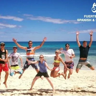 Spanischkurse mit Surf (optional) – Alle Niveaus – Fuerteventura, 5 oder 10 Tage