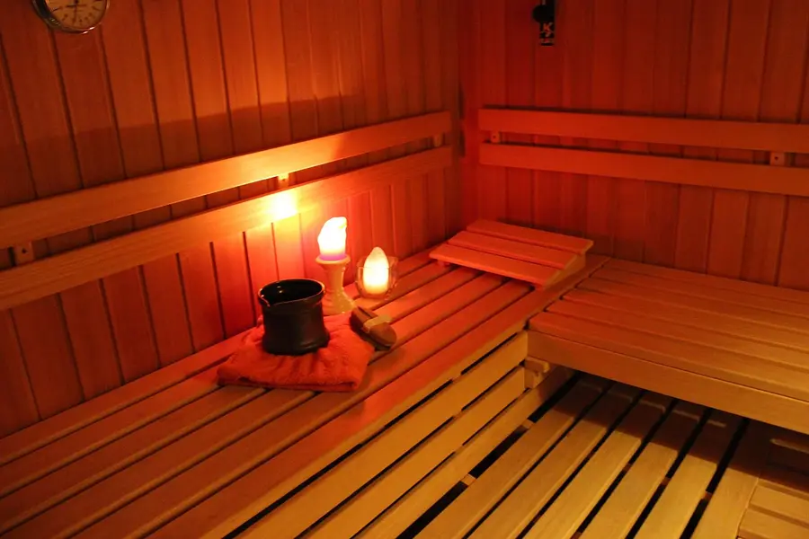 in_der_sauna_aufwaermen_gottin