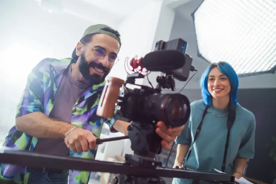 Videoproduktion im Beruf – wie Sie auf YouTube & Social Media sichtbar werden, ohne sich zu verzetteln