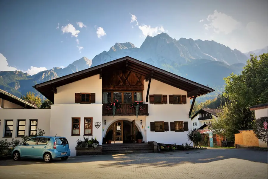 Outdoor-Bildungsurlaub mit Wandern & Yoga an der Zugspitze