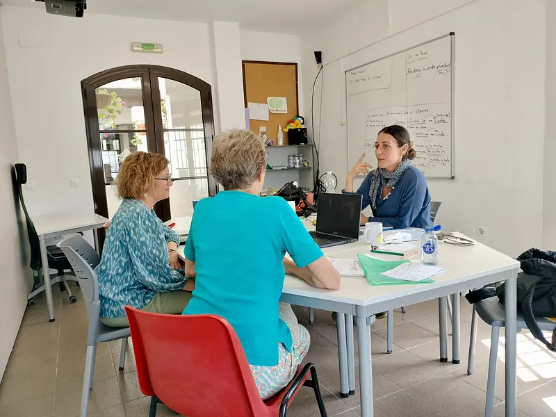 Spanischkurs INKLUSIVE KINDERBETREUUNG  in Conil (Costa de la Luz), 13.-17. Juli 2026 und 26.-30.10.2026