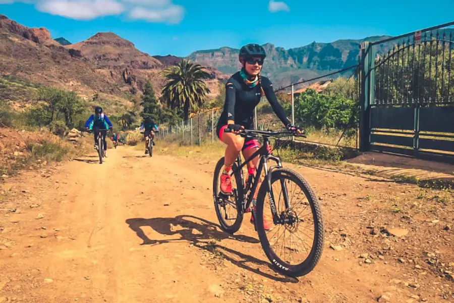 Spanisch Super-Intensivkurs (40 Lektonien Pro Woche) + Abenteuersport in Las Palmas auf Gran Canaria- 1 Woche / alle Sprachlevel