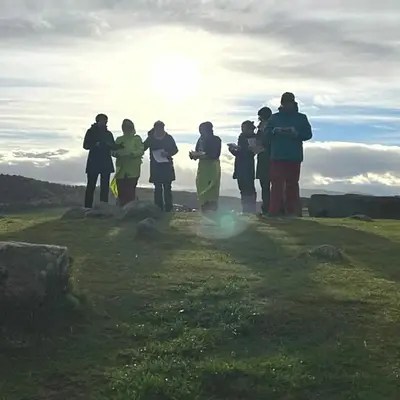 Kursleiter*in für Waldbaden – Achtsamkeit in der Natur – Sonderedition in Schottland Kursleiter*in für Waldbaden – Achtsamkeit in der Natur – Sonderedition in Schottland