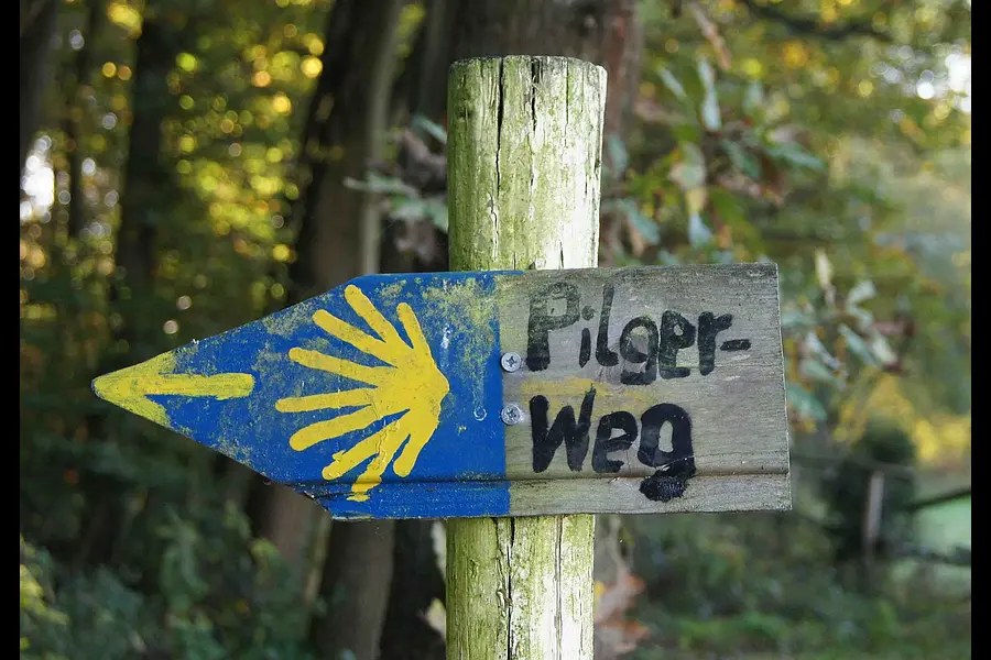 Resilienztraining durch Wandern auf historischen Pilgerwegen - 5 Tage auf dem Weg zu Dir