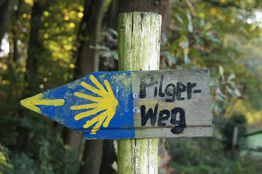 Resilienztraining durch Wandern auf historischen Pilgerwegen - 5 Tage auf dem Weg zu Dir