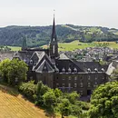 Fasten, Detox, Yoga und Wandern - Fit & gesund durch Fasten, Ernährung und Bewegung