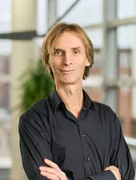 Jörn Ehrlich - "Menschen sind atmende Wundertüten."